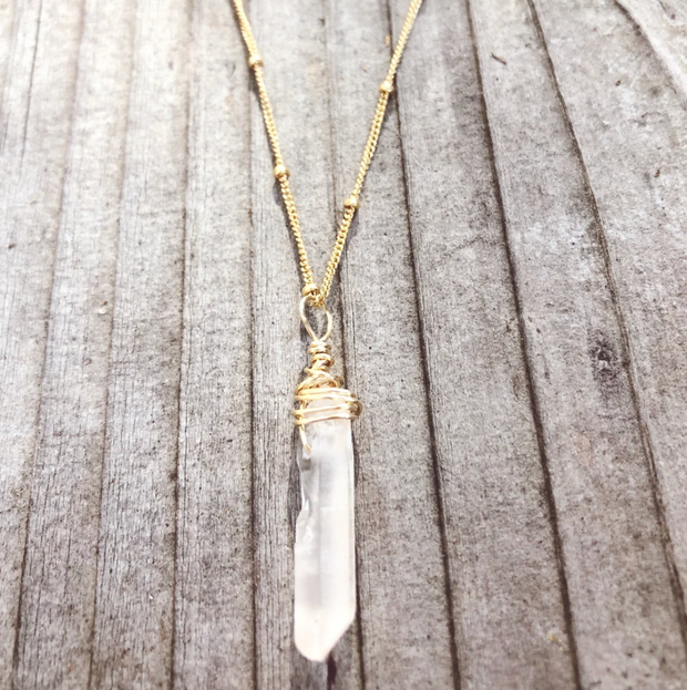 Clear Quartz Healing Crystal Pendant Necklace | Natural Hand-Carved Stone  Necklace For Reiki, Meditation, & Chakra Energy – Soul Charms