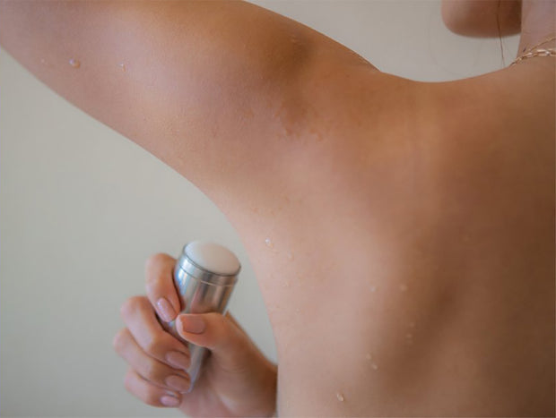 Noniko Natural Deodorant Reusable Case with Refill